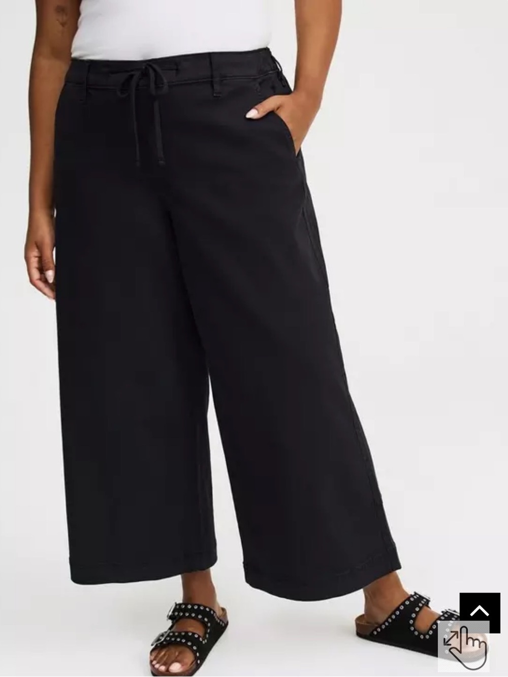 Torrid deep black Pull-On Weekend Wide-Leg Crop Pant size 1X